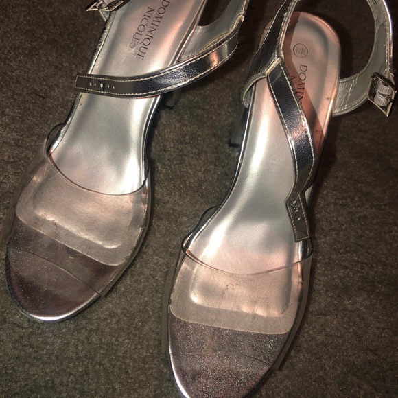 Silver Heels - Picture 2 of 2
